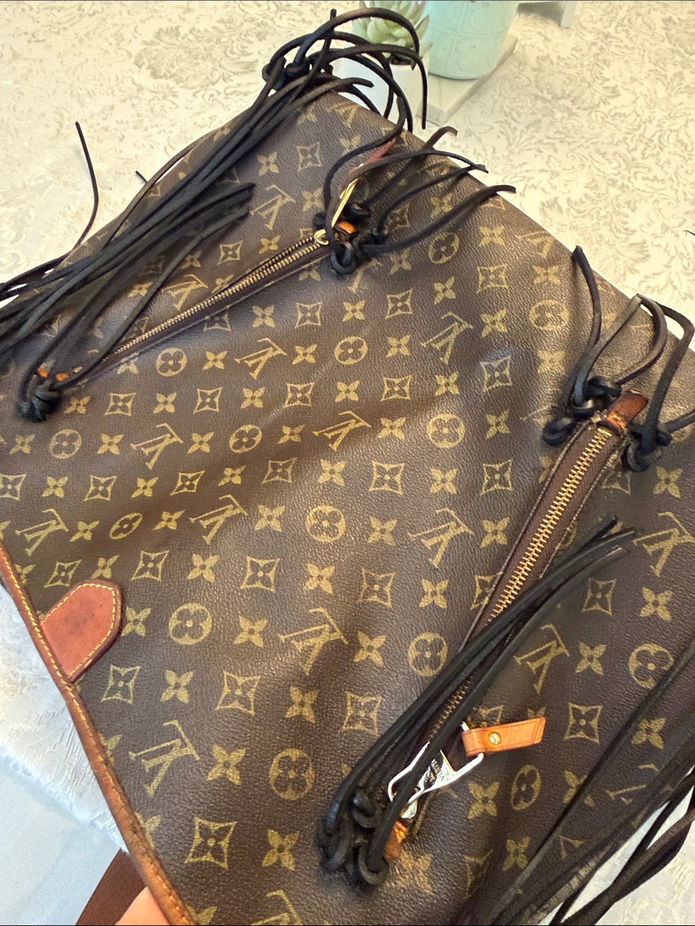 Louis Vuitton large bag - Picture 5 of 15